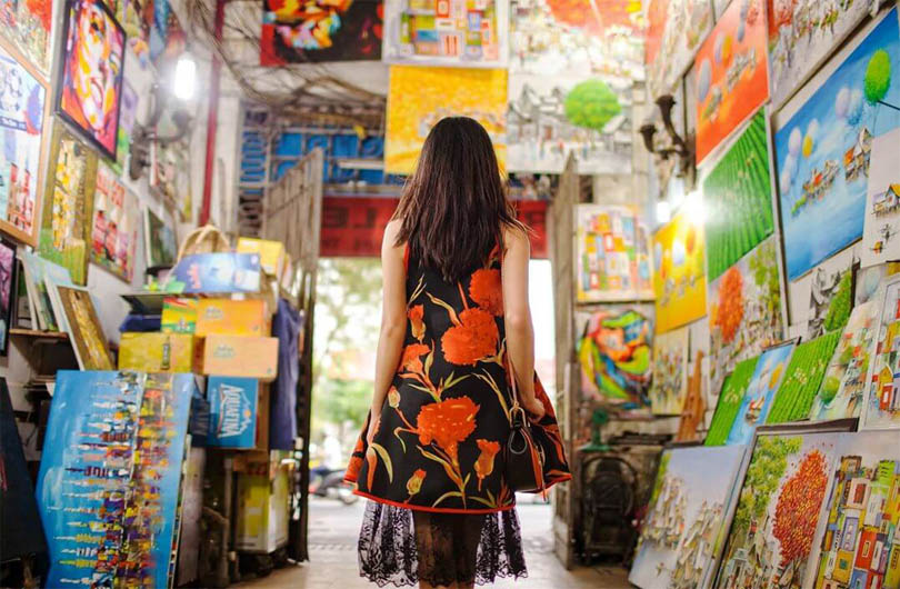 Saigon Graffiti and Street Art Walking Tour
