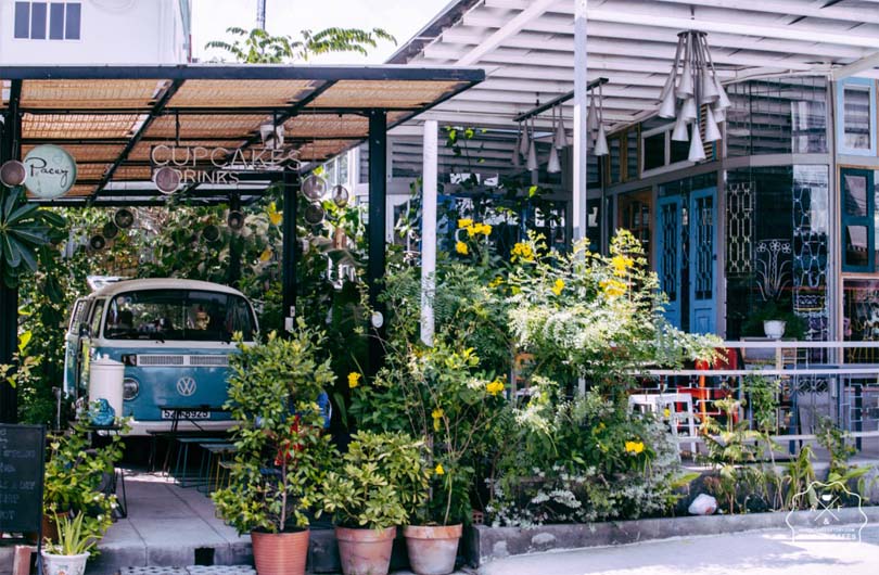 Saigon Graffiti and Street Art Walking Tour